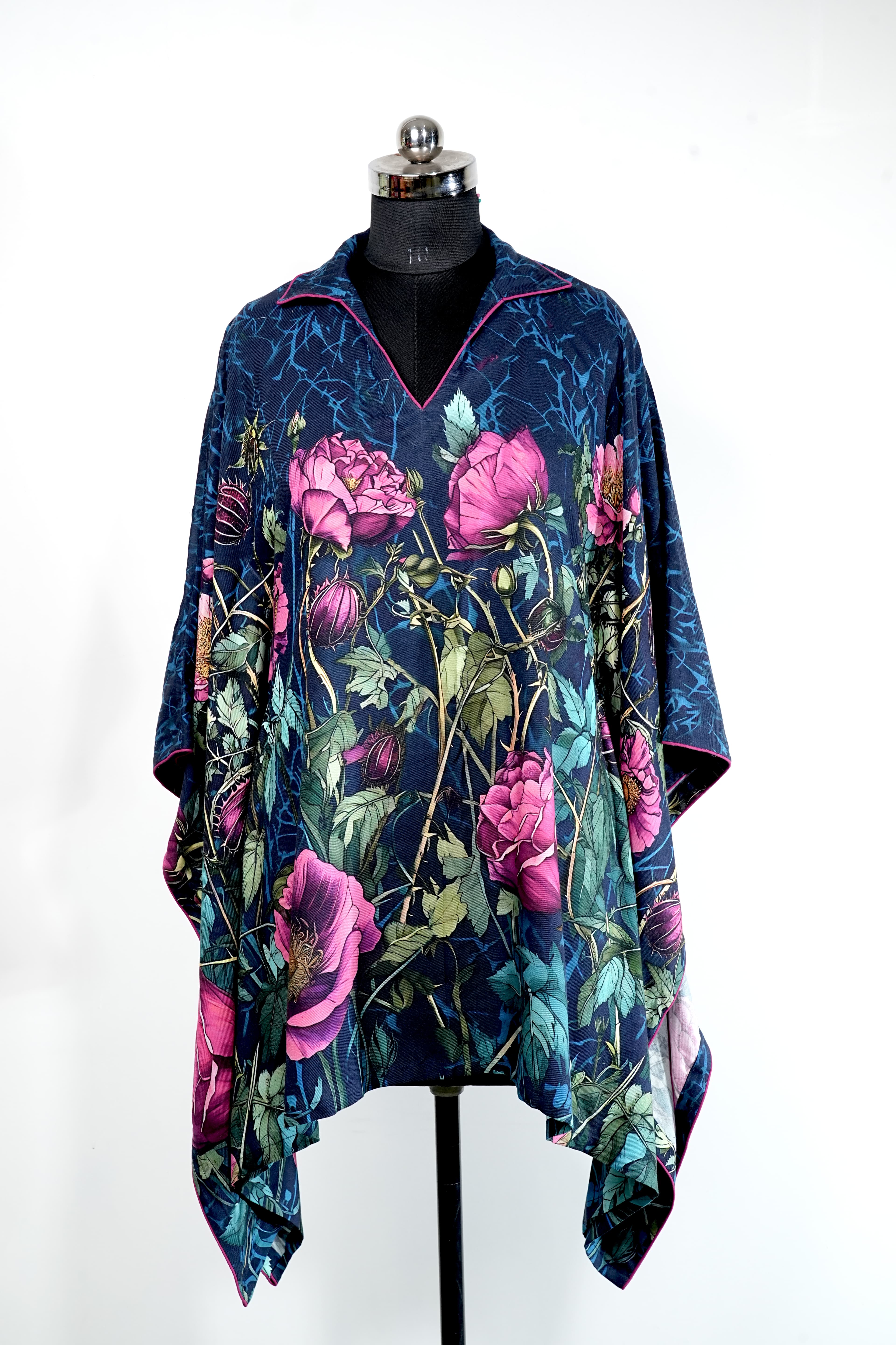 Rose Printed kaftan - cloth image 1